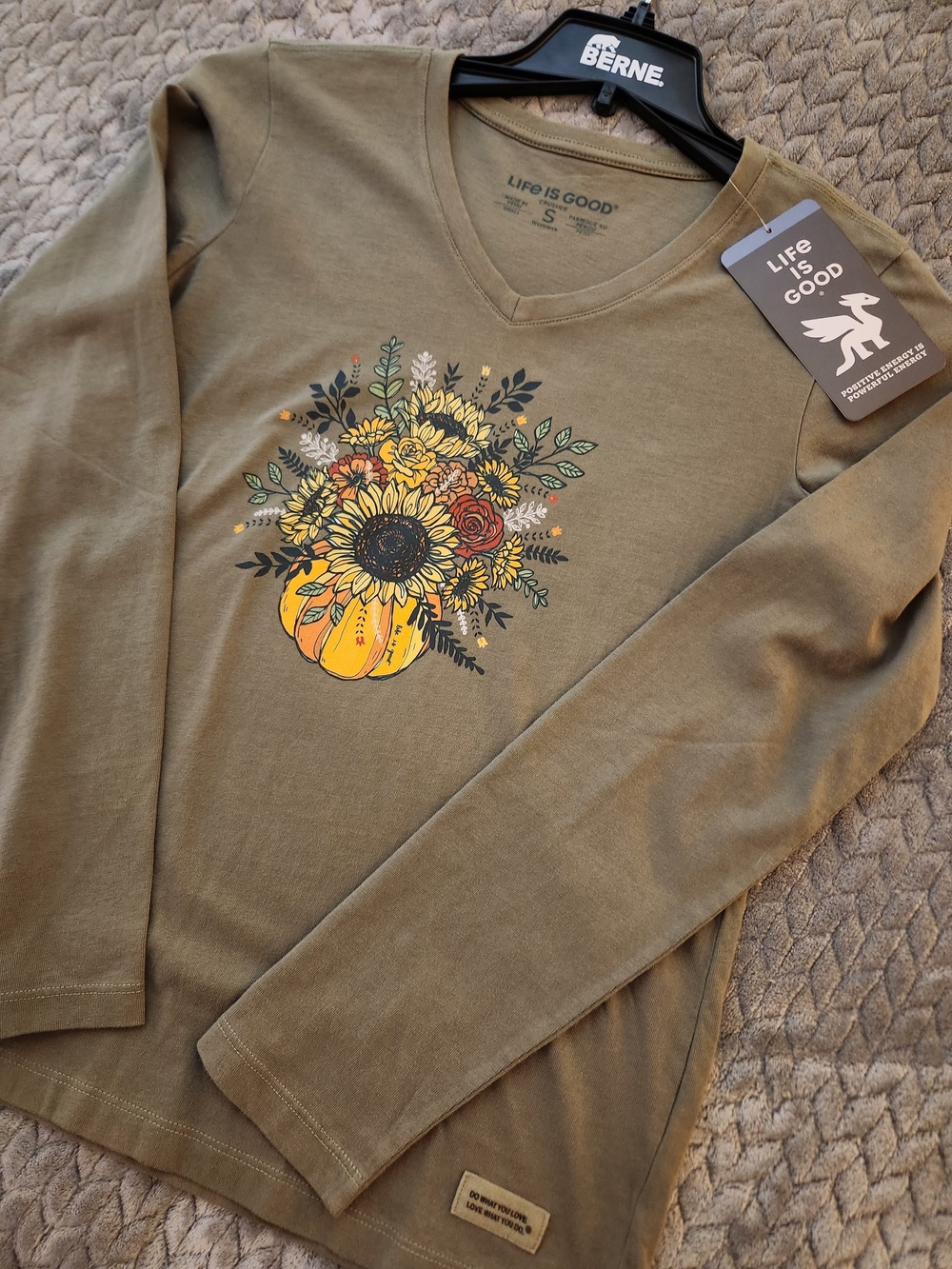 Life Is Good Olive Green V-Neck Long Sleeve Tee w/Pumpkin Floral Graphic. NWT.